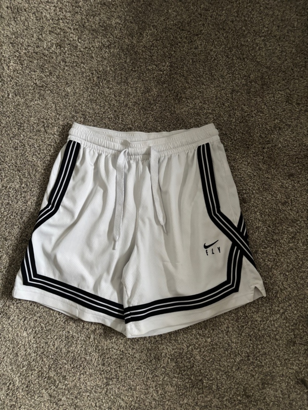 Nike Men’s White Basketball Shorts with Black Trim and Swoosh